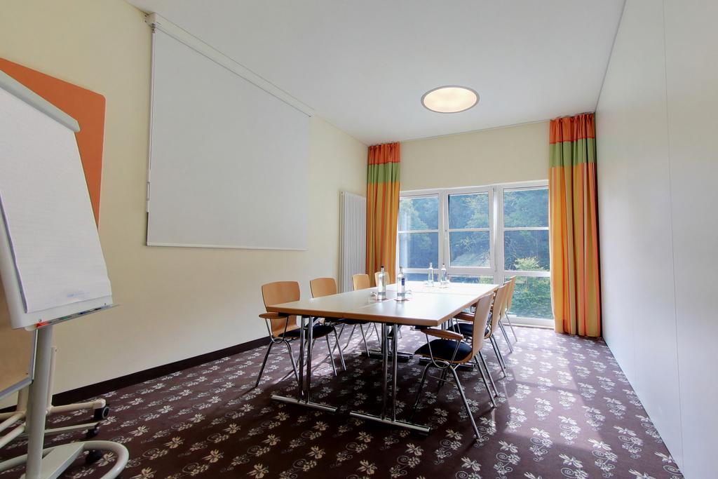 Akzent Waldhotel Rheingau Geisenheim Eksteriør billede